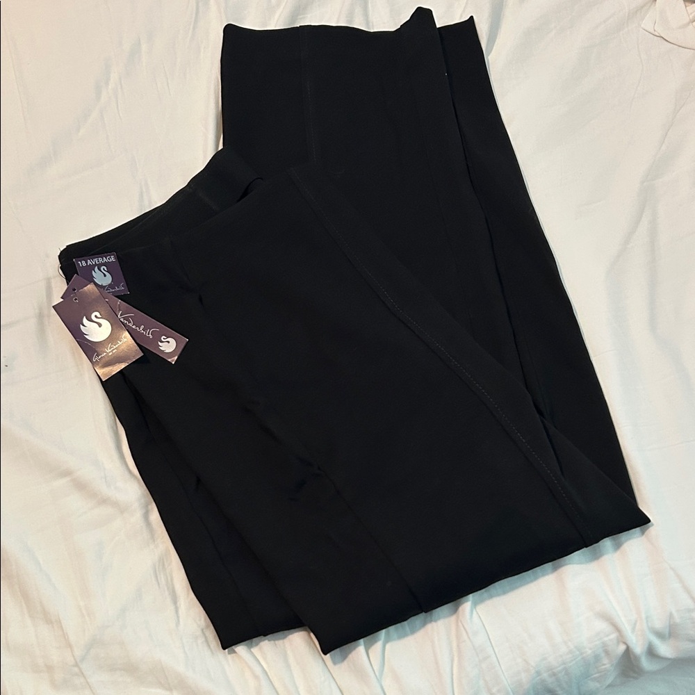 Gloria Vanderbilt 18 Average Black Pants
